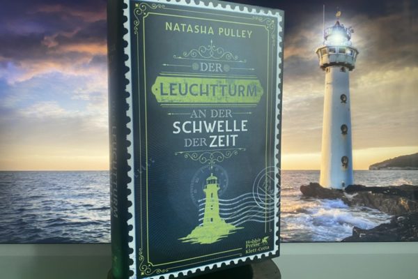 Review: Natasha Pulley – Der Leuchtturm an der Schwelle der Zeit Review: